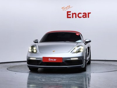 PORSCHE 718 BOXSTER - 2