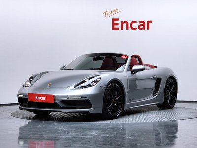 PORSCHE 718 BOXSTER - 1