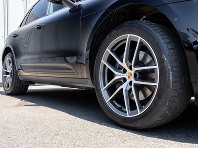 PORSCHE MACAN - 5