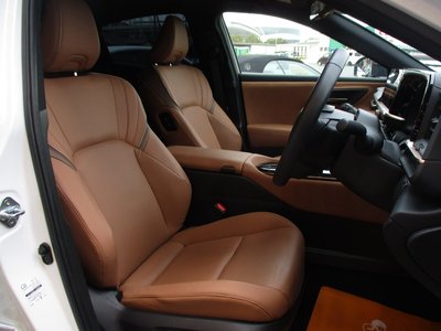 TOYOTA CROWN SPORT - 9