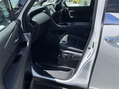 TOYOTA ALPHARD - 7