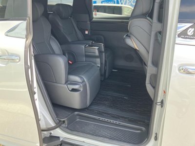 TOYOTA ALPHARD - 5