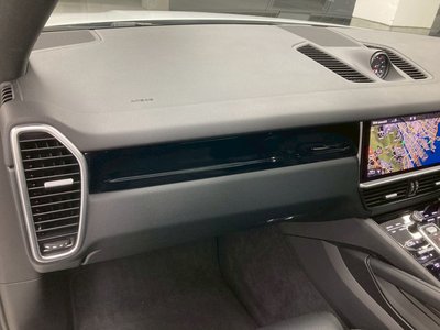 صورة مصغرة 86 لـ 2021 Porsche CAYENNE