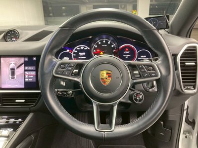 صورة مصغرة 46 لـ 2021 Porsche CAYENNE