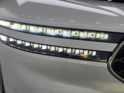 صورة 9 لـ 2022 Genesis G90 (RS4)