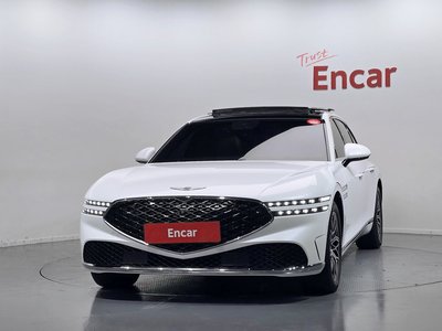 صورة 2 لـ 2022 Genesis G90 (RS4)