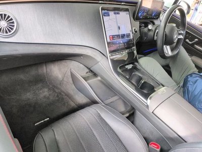 MERCEDES-BENZ EQS - 3