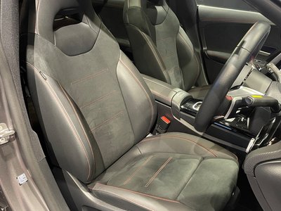 MERCEDES-BENZ CLA - 8