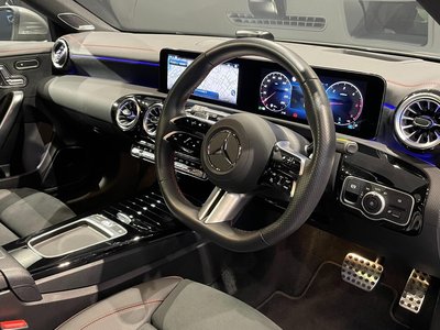 MERCEDES-BENZ CLA - 7