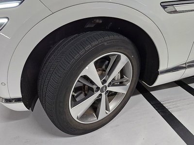 2021 Genesis GV80 — миниатюра 17