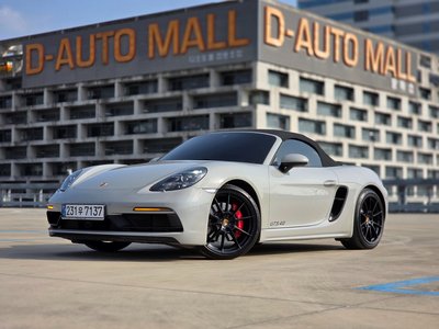 صورة 3 لـ 2022 Porsche 718