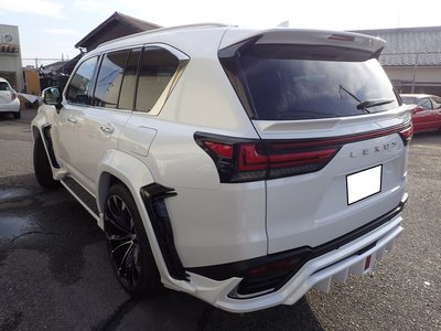 LEXUS LX - 4