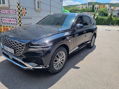GENESIS GV80 - 10