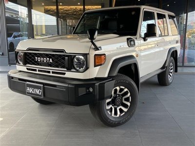 TOYOTA LAND CRUISER 70