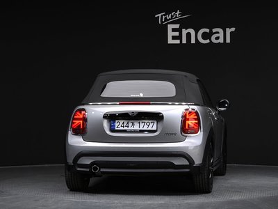 MINI CONVERTIBLE - 4