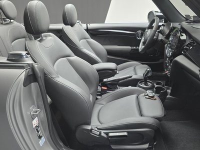 MINI CONVERTIBLE - 10