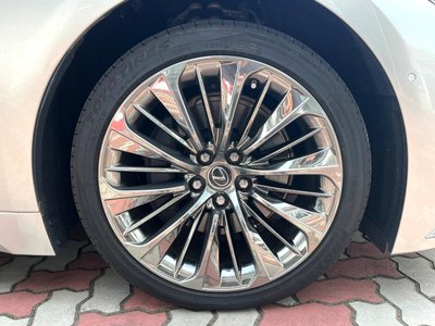 LEXUS LS - 5