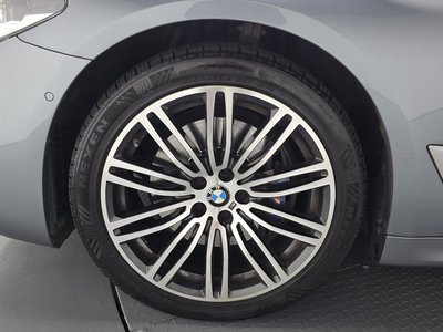 BMW 5 SERIES - 6