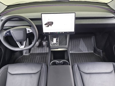TESLA MODEL Y - 5