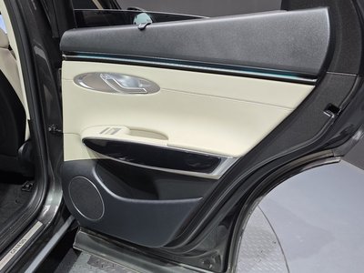 2024 Genesis GV70 — миниатюра 15