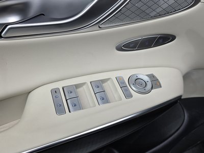 2024 Genesis GV70 — миниатюра 29