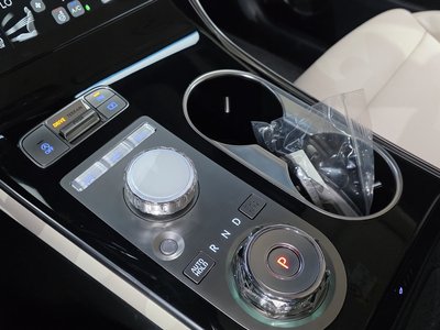 2024 Genesis GV70 — миниатюра 12