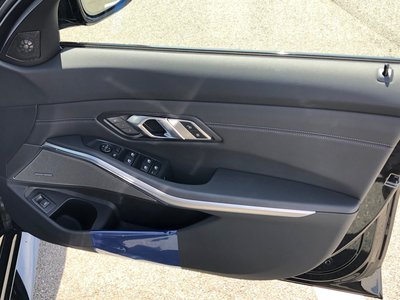 صورة مصغرة 22 لـ 2023 BMW M3 SEDAN