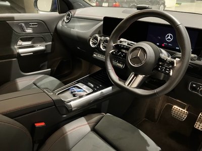 MERCEDES-BENZ EQA - 5