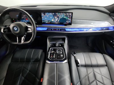 BMW I7 - 5