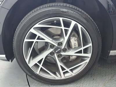 صورة 6 لـ 2022 Genesis G90 (RS4)