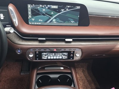 2022 Genesis G90 (RS4) — миниатюра 19