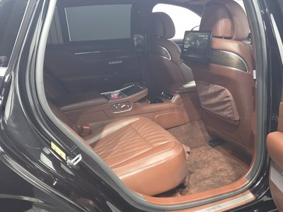 2022 Genesis G90 (RS4) — миниатюра 17