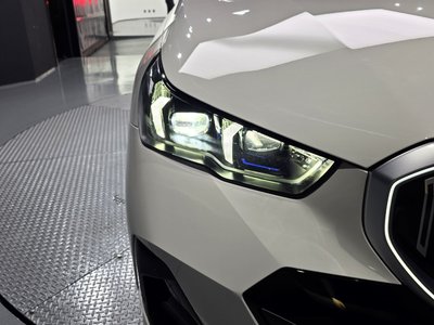 صورة 9 لـ 2023 BMW 5 SERIES