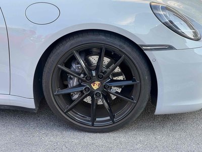 صورة 8 لـ 2021 Porsche 911