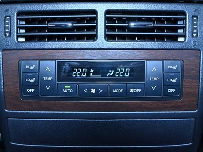 2018 Toyota LAND CRUISER 200 缩略图 34