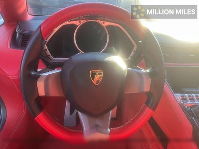 LAMBORGHINI AVENTADOR - 8