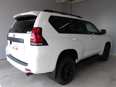 TOYOTA LAND CRUISER PRADO - 2
