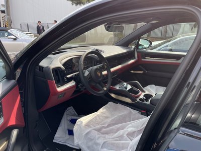 2025 Porsche CAYENNE 照片 5