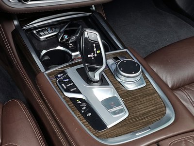 BMW 7 SERIES - 9