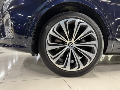 2021 Bentley BENTAYGA thumbnail 13