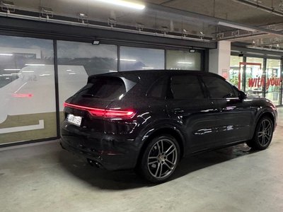PORSCHE CAYENNE - 4