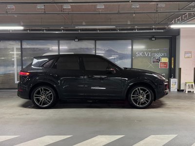 PORSCHE CAYENNE - 3