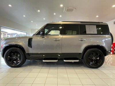 LAND ROVER DEFENDER - 6