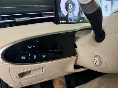 2024 Genesis GV70 — миниатюра 14