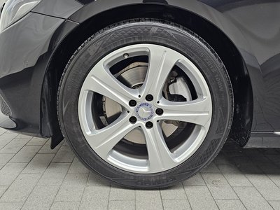 MERCEDES-BENZ E-CLASS - 6