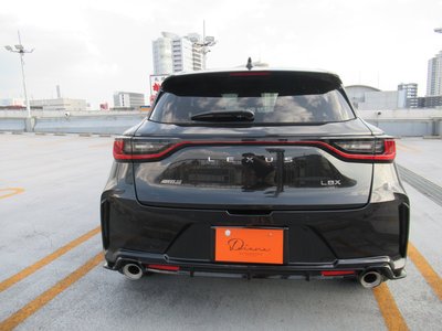 LEXUS LBX - 8