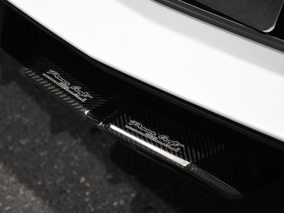 LAMBORGHINI AVENTADOR - 8