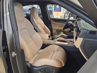 2023 Porsche CAYENNE 缩略图 12