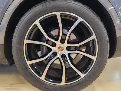 2023 Porsche CAYENNE 照片 6