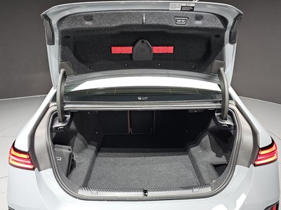 صورة مصغرة 20 لـ 2026 BMW 5 SERIES